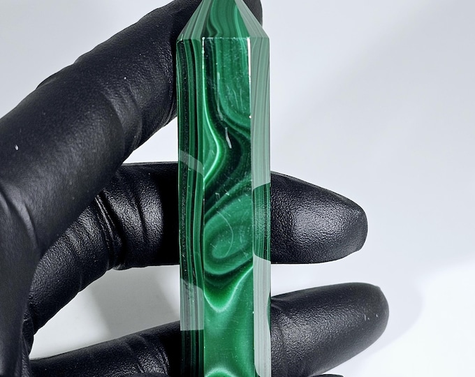 High Quality Silk Malachite Tower 2.6"