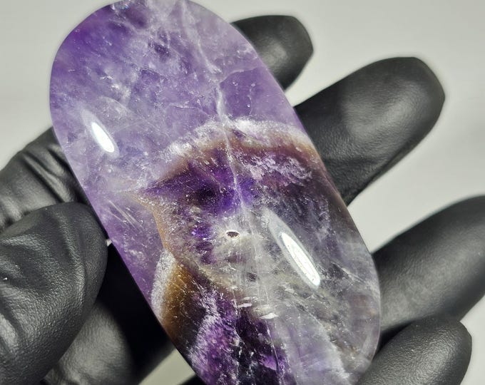 Dream Amethyst Palm Stone