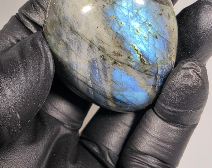 Labradorite Palm Stone
