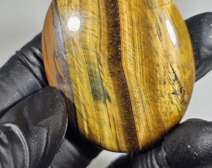 Tigerseye Palm Stone