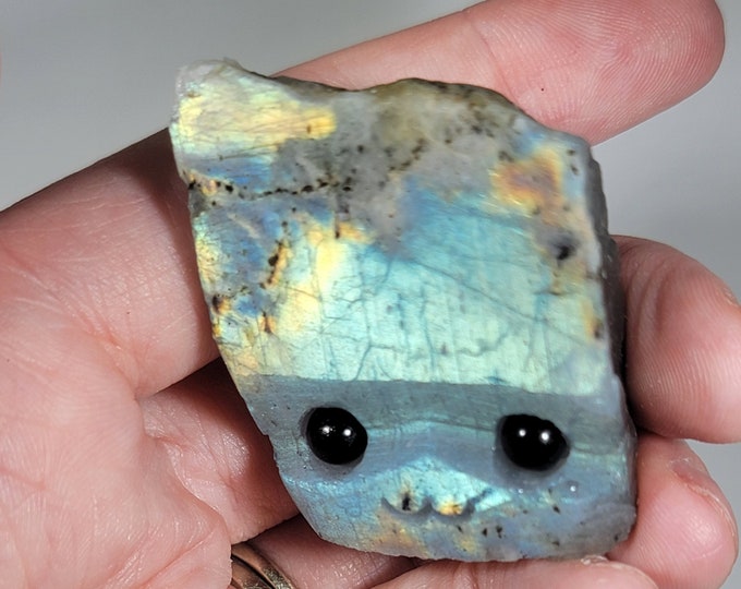Flashy Labradorite Pet Rock Carving