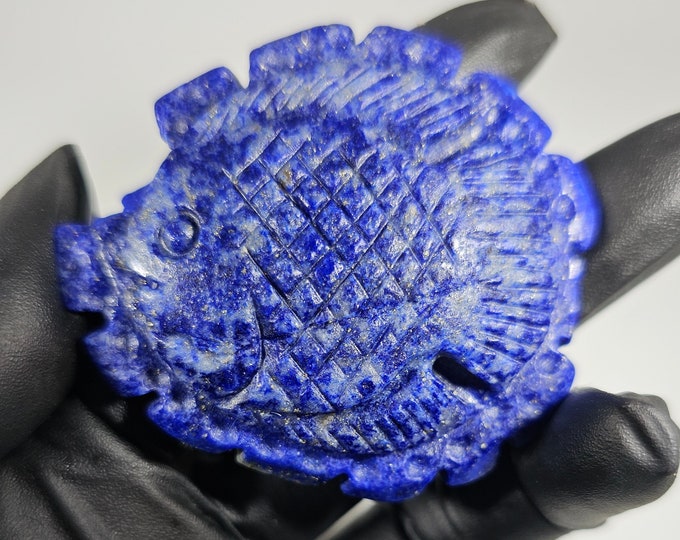 2.1" Lapis Lazuli Fish Carving *Imperfect