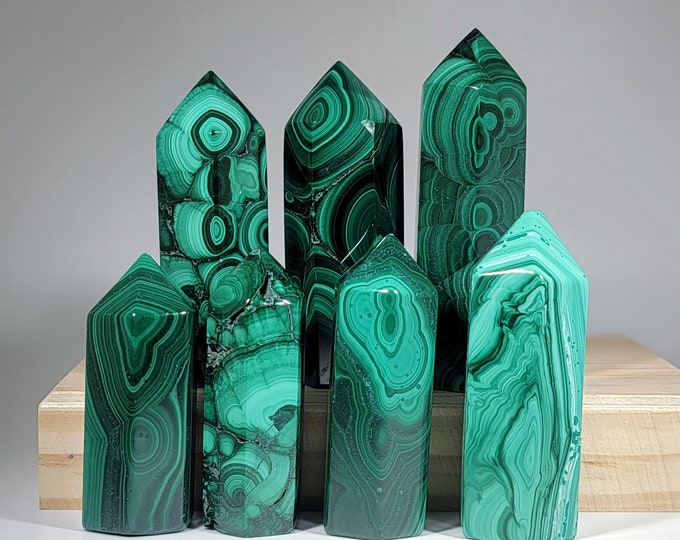 You Choose High Quality Natural Malachite Tower