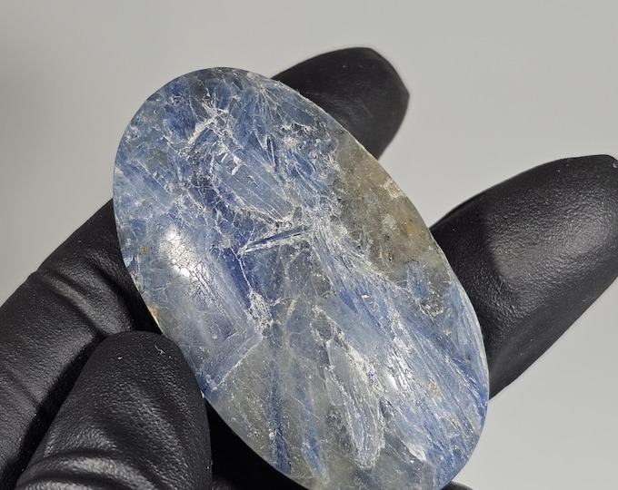 Kyanite Palm Stone