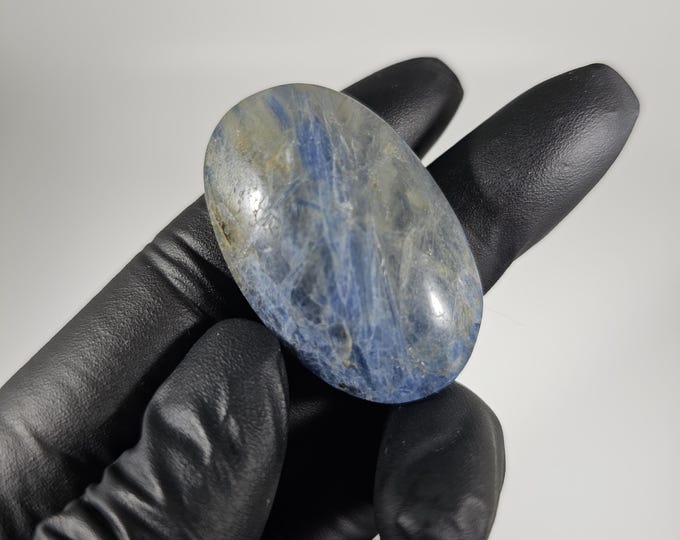 Kyanite Palm Stone