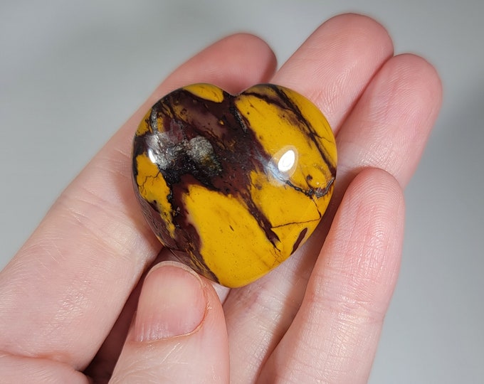 Mookaite Heart Carving