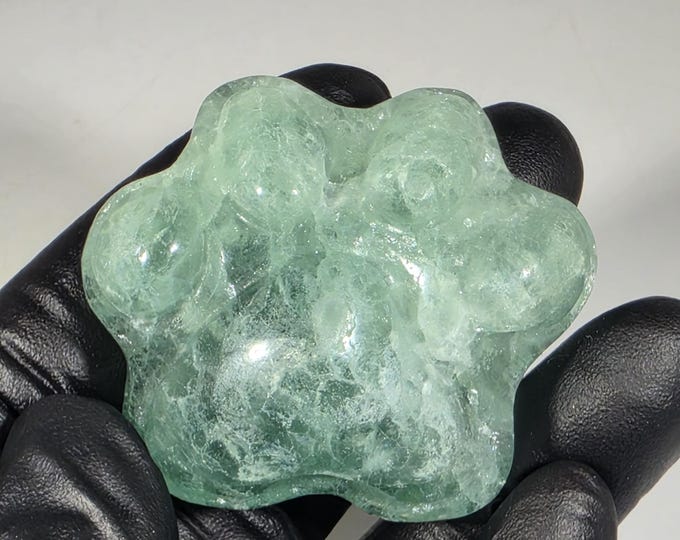 Fluorite Cat Paw Carving 1.6"