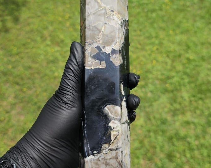 12" Volcano Agate Tower
