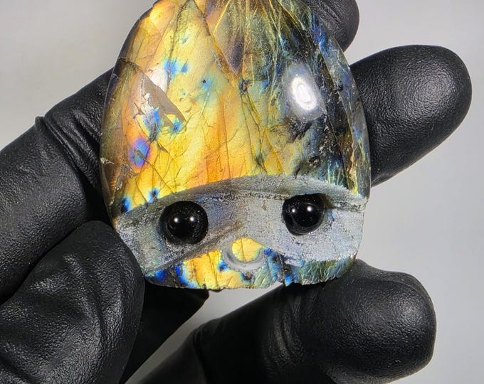 Labradorite Pet Rock Carving *Wobbly
