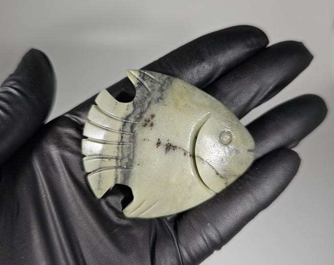 2" Dendritic Jade Fish Carving