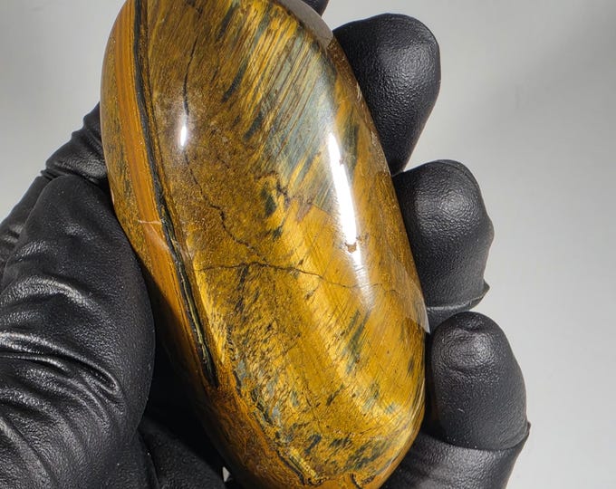 Tigerseye Palm Stone