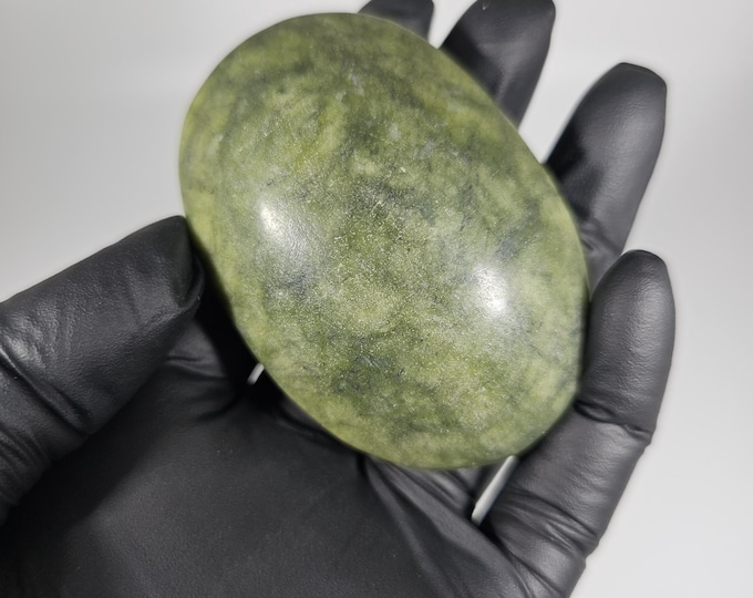 Green Jade Palm Stone