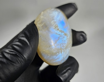 Moonstone Palm Stone