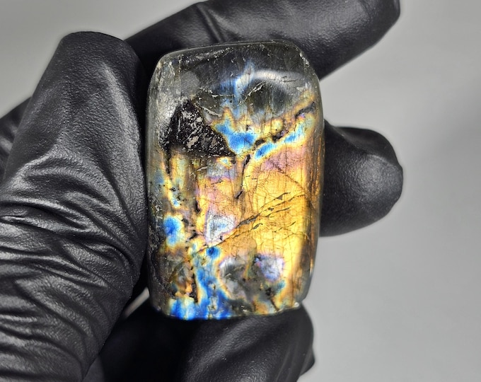 Flashy Labradorite Freeform
