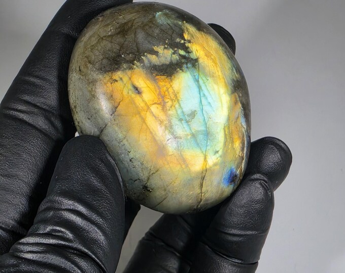 Labradorite Palm Stone