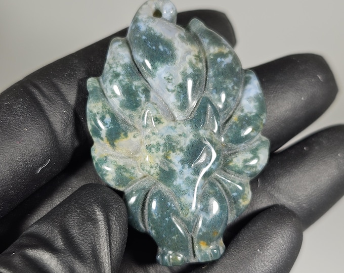 Moss Agate Nine Tail Fox Carving Pendant