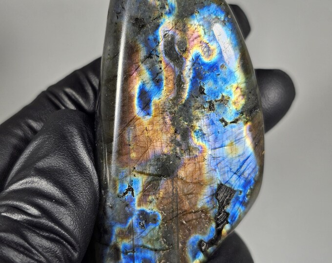 Flashy Labradorite Freeform