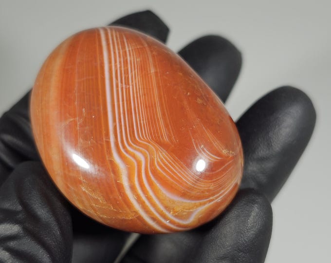 Banded Carnelian Palm Stone