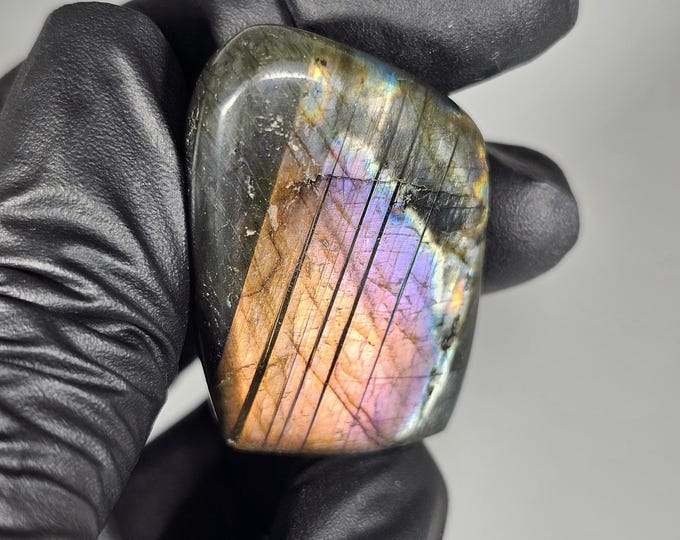 Flashy Labradorite Freeform