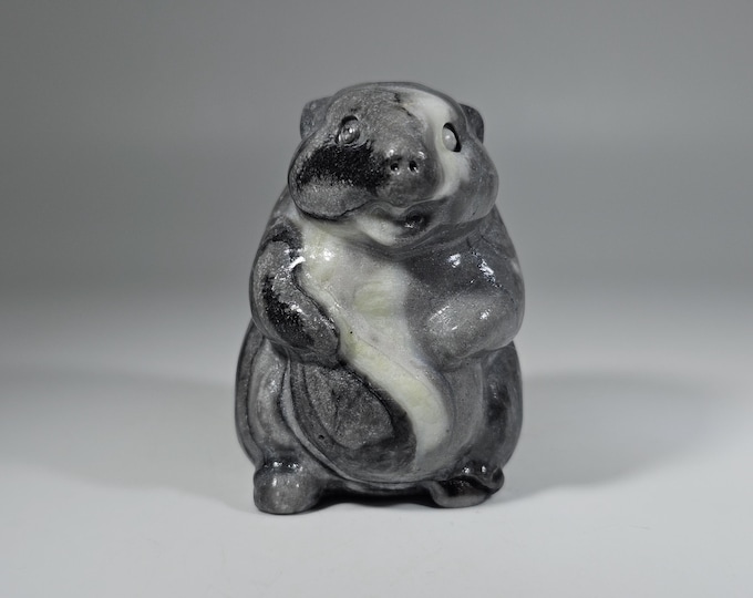 Shell Stone Jasper Hamster Carving