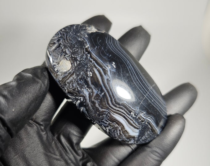 Black Agate Palm Stone *Imperfect