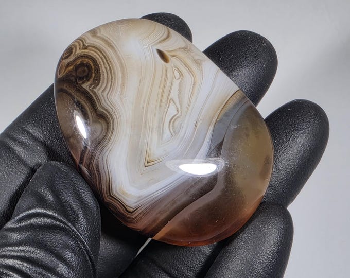 Sardonyx Palm Stone