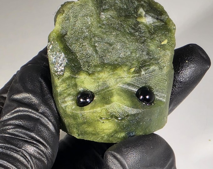 Green Jade Pet Rock Carving