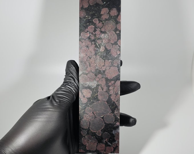 7.9" Garnet Tower