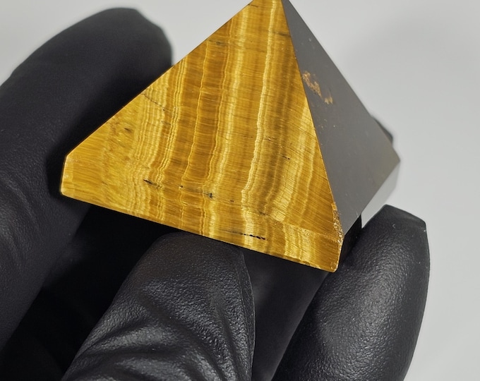 Tigerseye Pyramid