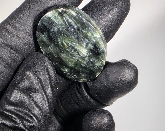 Small Seraphinite Palm Stone