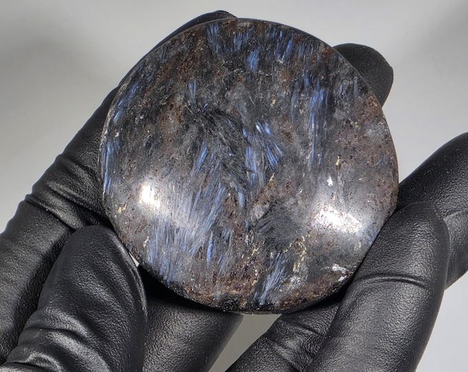 Arfvedsonite Palm Stone