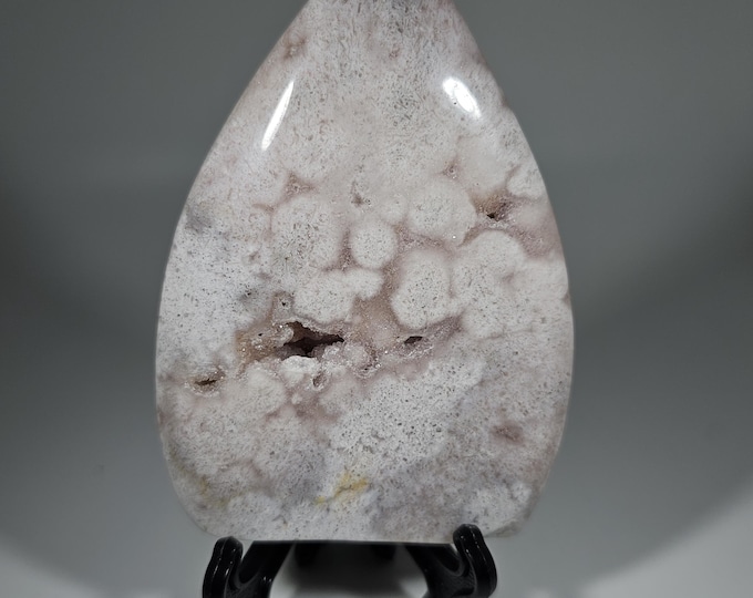 Pink Amethyst Freeform/Flame *Wobbly comes with stand