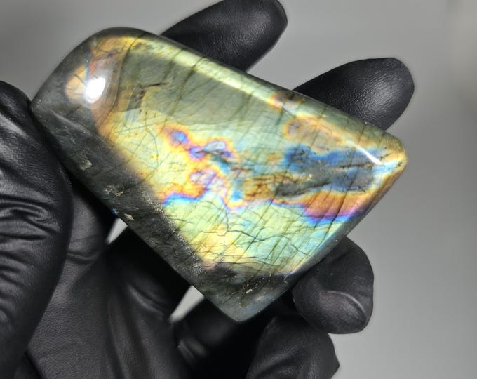 Flashy Labradorite Freeform