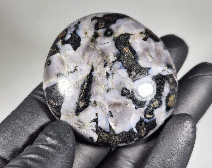 Indigo Gabbro Palm Stone