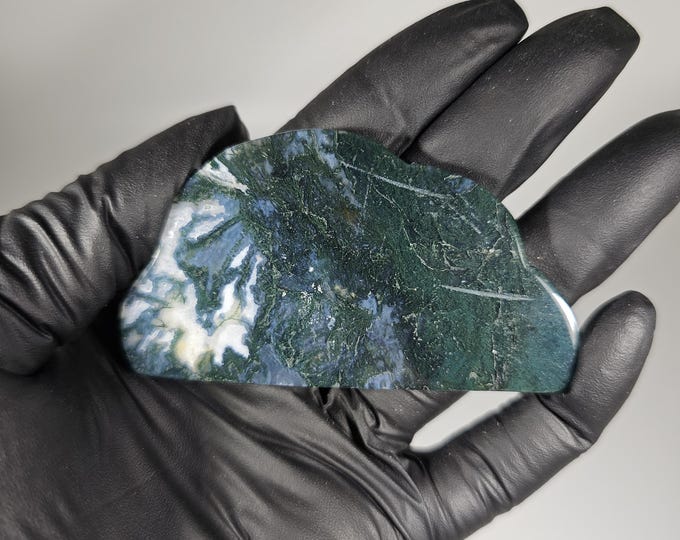 Small Moss Agate Cloud Carving