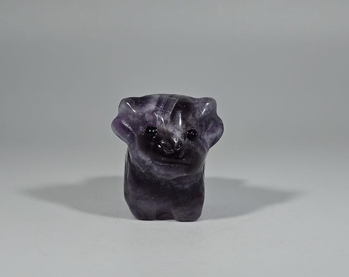 Mini Dream Amethyst Highland Cow Carving
