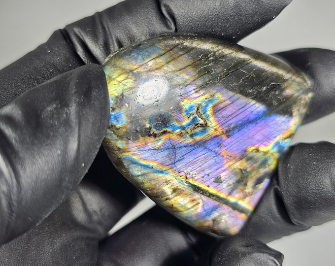 Flashy Labradorite Freeform