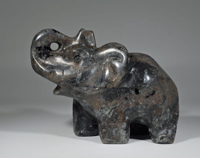 Yooperlite Elephant Carving UV Reactive