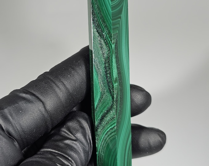 A+ Silk Malachite Tower #12 (3.1")