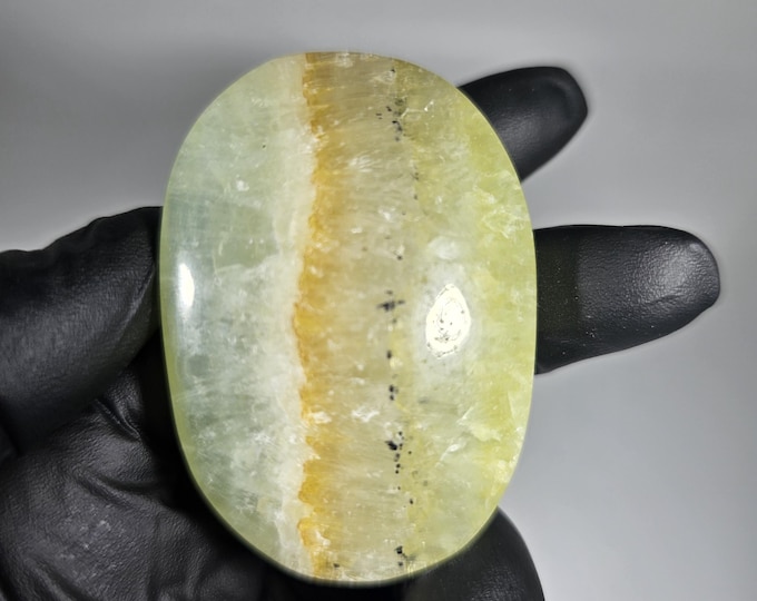 Pistachio Calcite Palm Stone