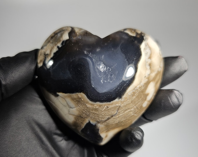 Volcano Agate Heart