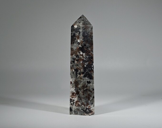 Yooperlite Tower Uv Reactive *Imperfect