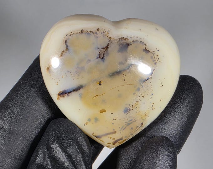 Dendritic Agate Heart Stone