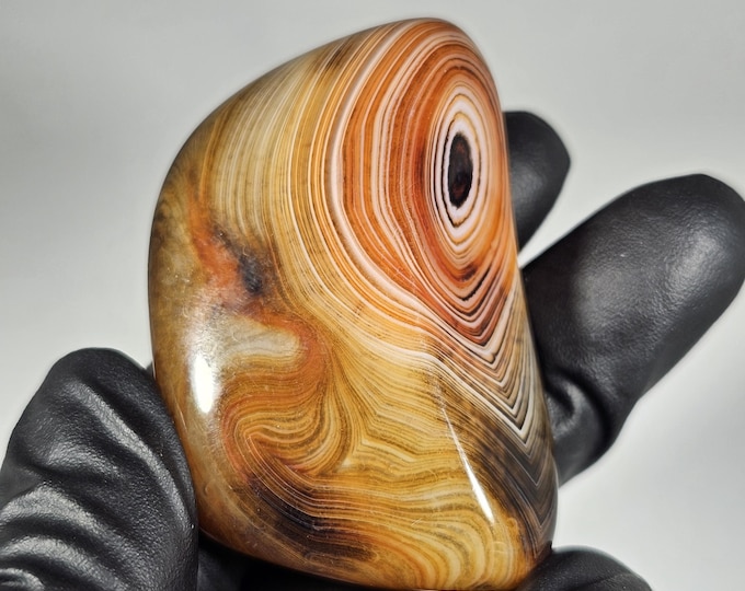 Sardonyx Palm Stone