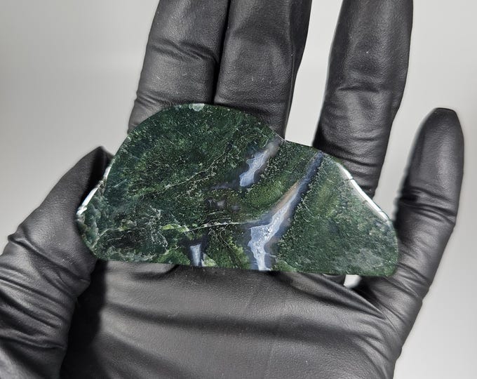 Small Moss Agate Cloud Carving