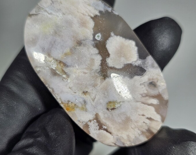 Flower Agate Palm Stone