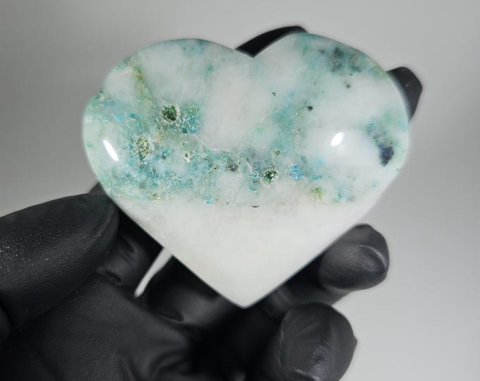 Phoenix Stone Heart Palm Stone