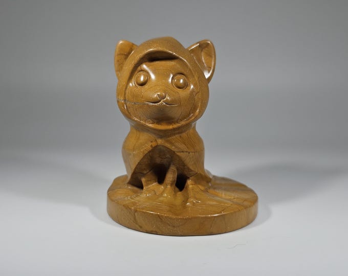 Woodgrain Jasper Dog Carving