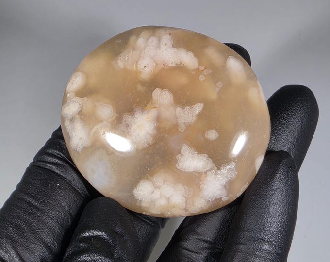 Flower Agate Palm Stone