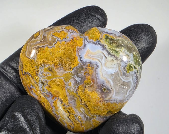 Mexico Crazy Lace Agate Heart Stone